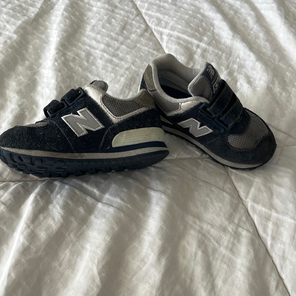 New Balance toddler size 7- 574 Core Bungee